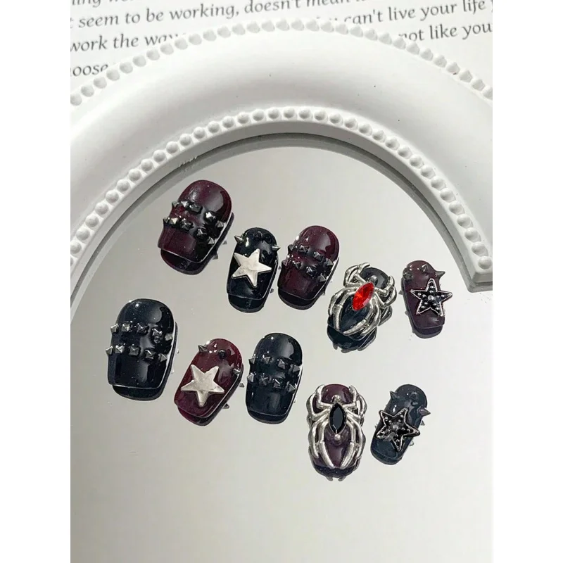 10pcs Short Square Shape Handmade Y2K/Grunge Style 3D Rivet, Spider, Rhinestone Accent Press-On Nails, Random Colors image 2