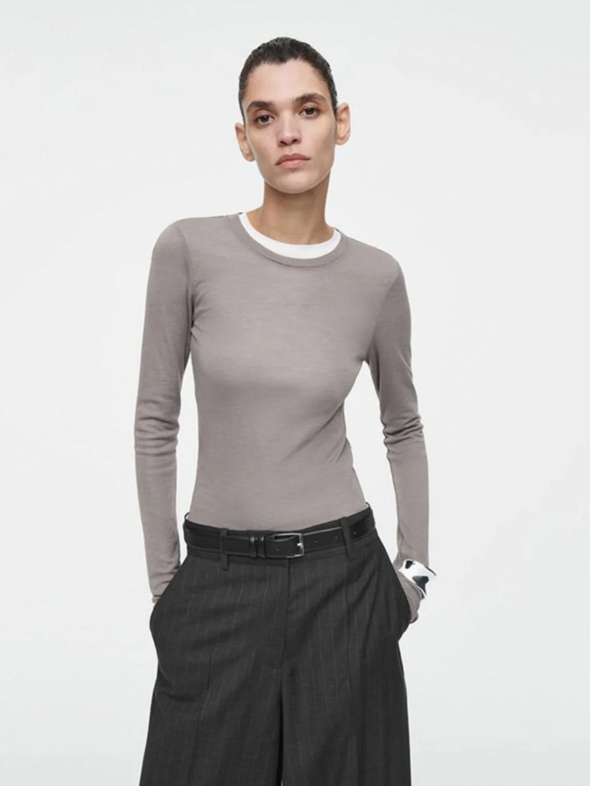 

Slim Fit round Ne Long Sve Woolen T-irt Women's Base irt Inner Wear Faionable Autumn New Arrival Commute Sle Pur...