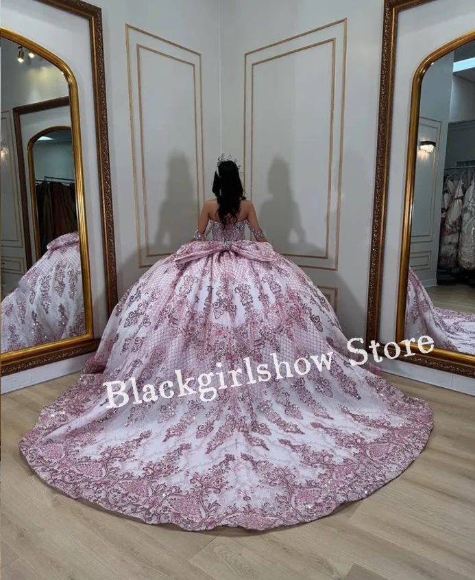 Delicate Rose Pink Quinceanera Dresses 2025 Off Shoulder Lace Embroidery Applique Cathedral Train Mexican Queen Custom ball gown