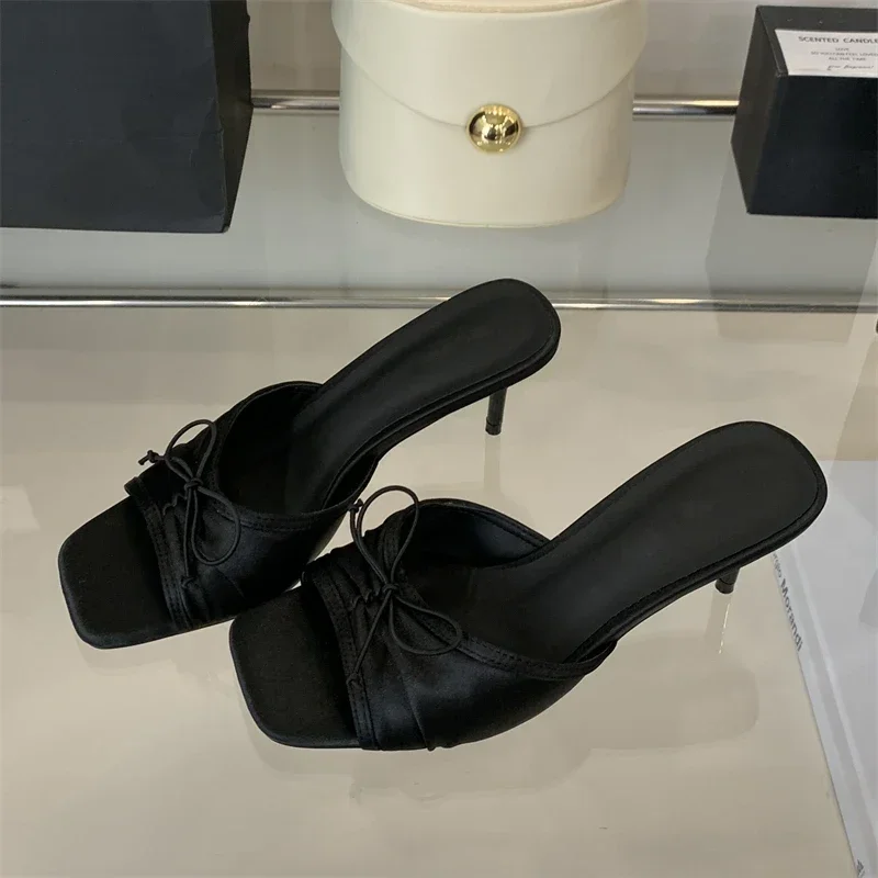 Aneikeh موضة ساحة تو مأدبة أحذية الشاطئ النساء صندل كاجوال رقيقة عالية الكعب النعال زهرة فراشة كونت البغال الشرائح