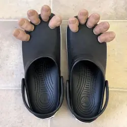 1PC 3D Creative Big Toe Alligator Hanging Shoe Toe Personality Decoration Funny Crocs Decor Creative Shoe Decoration Accessories