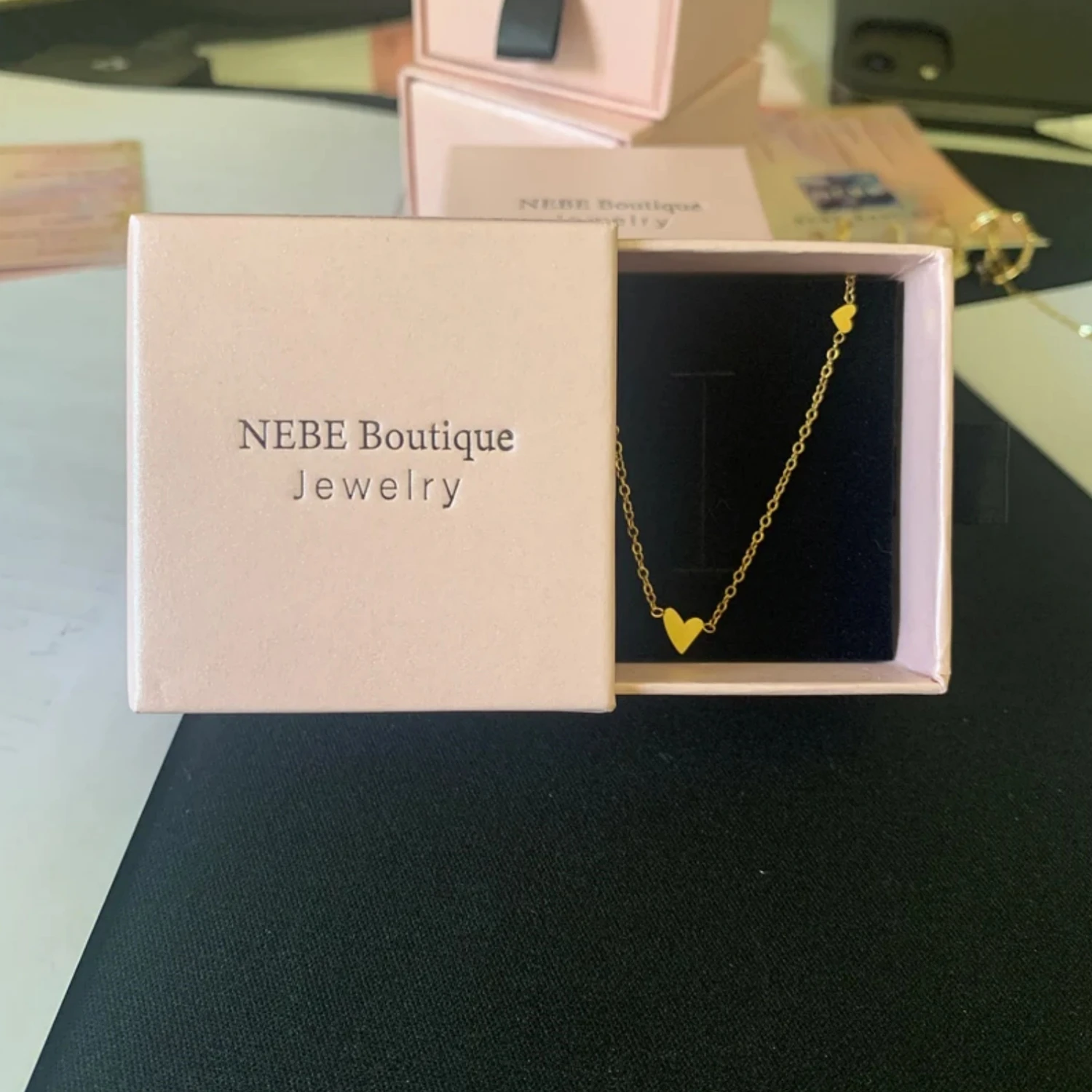 

Картонная коробка с мешочком для ювелирных изделий из микрофибры, подарочный ящик для упаковки, индивидуальный логотип, свадьба, день рождения, душ, 20 шт.