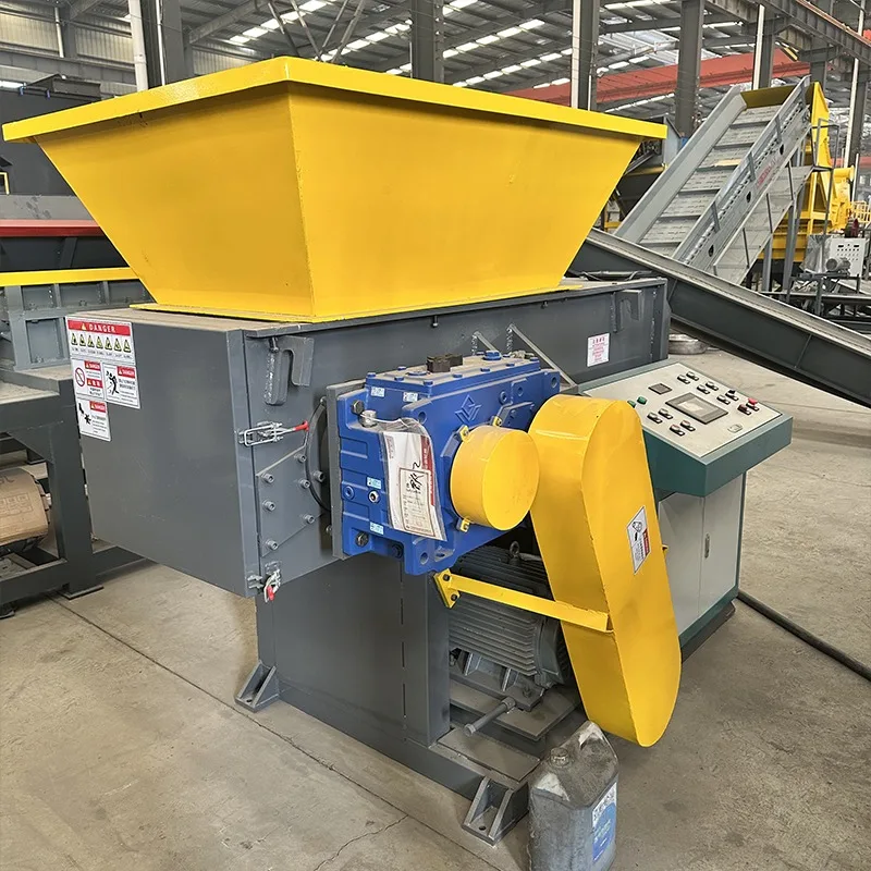 Customized Waste shredding Industrial Plastic Crusher Equipped With High-strength Blades Can Crush Metals And Plastic Bottles