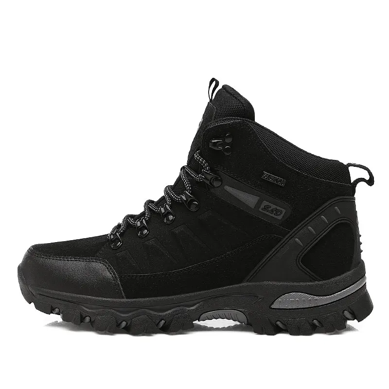 The latest autumn and winter couple outdoor hiking boots, hiking shoes, wear-resistant and non-slip work safety shoes