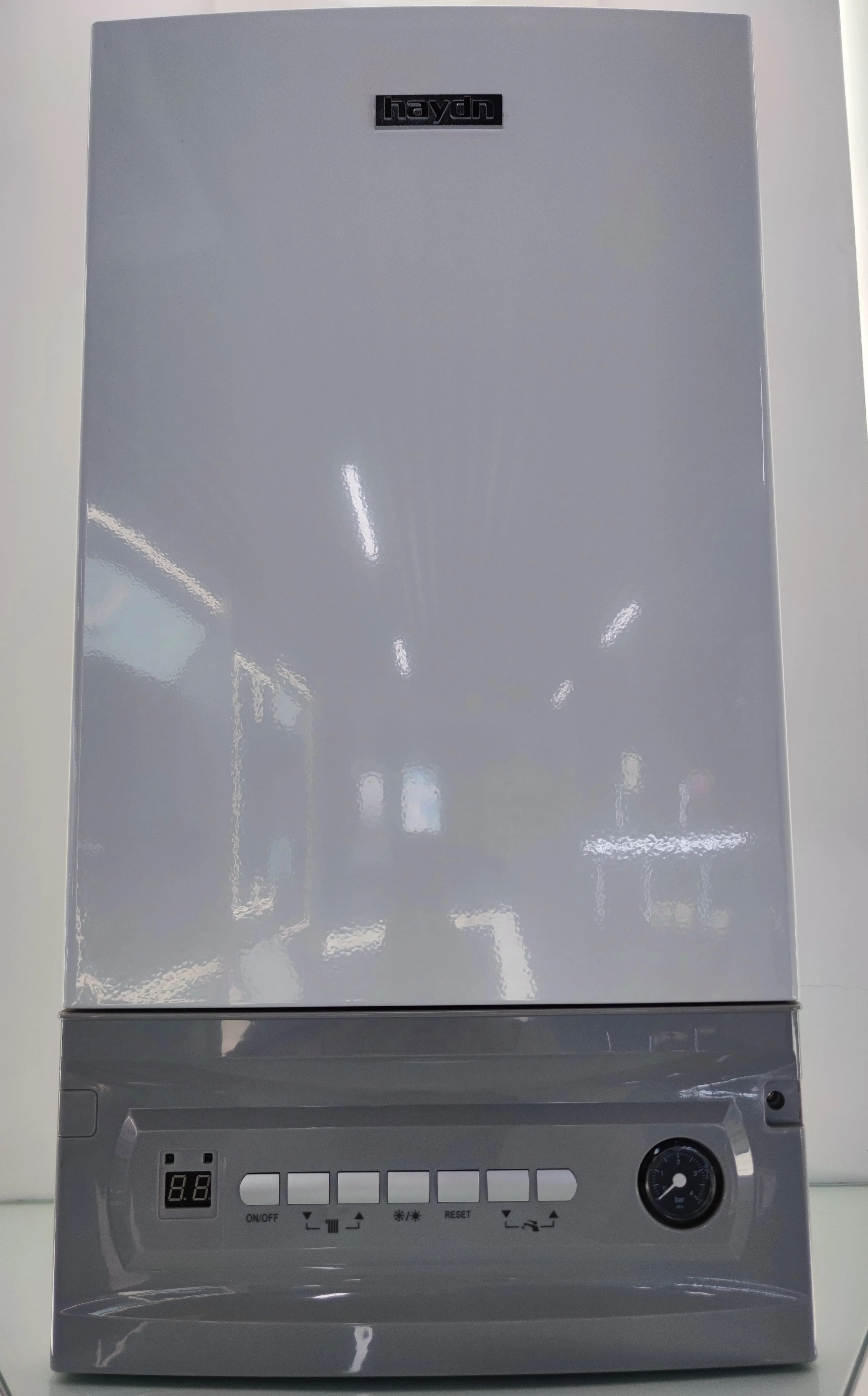 High Efficiency Gas Boiler For Central Heating Systems With Stable Operation And Low Noise 28KW