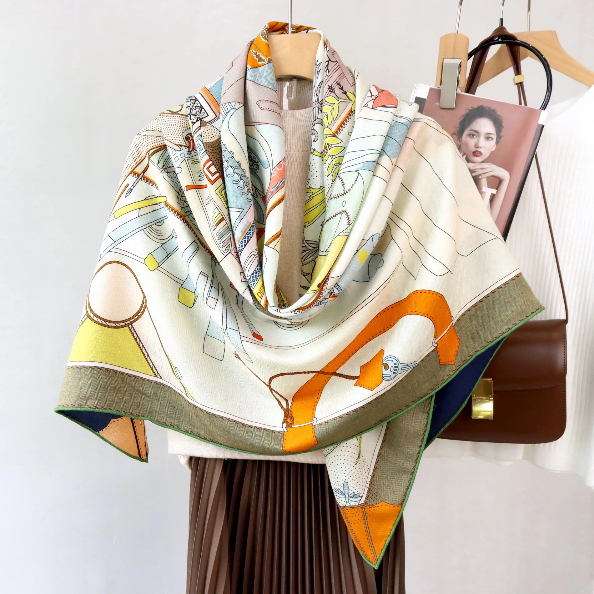 

High-end Elegant Women Fine Hand-held Luggage Double-sided Print Quality Silk and Wool Hand-rolled Edge Large Square Scarf Shawl
