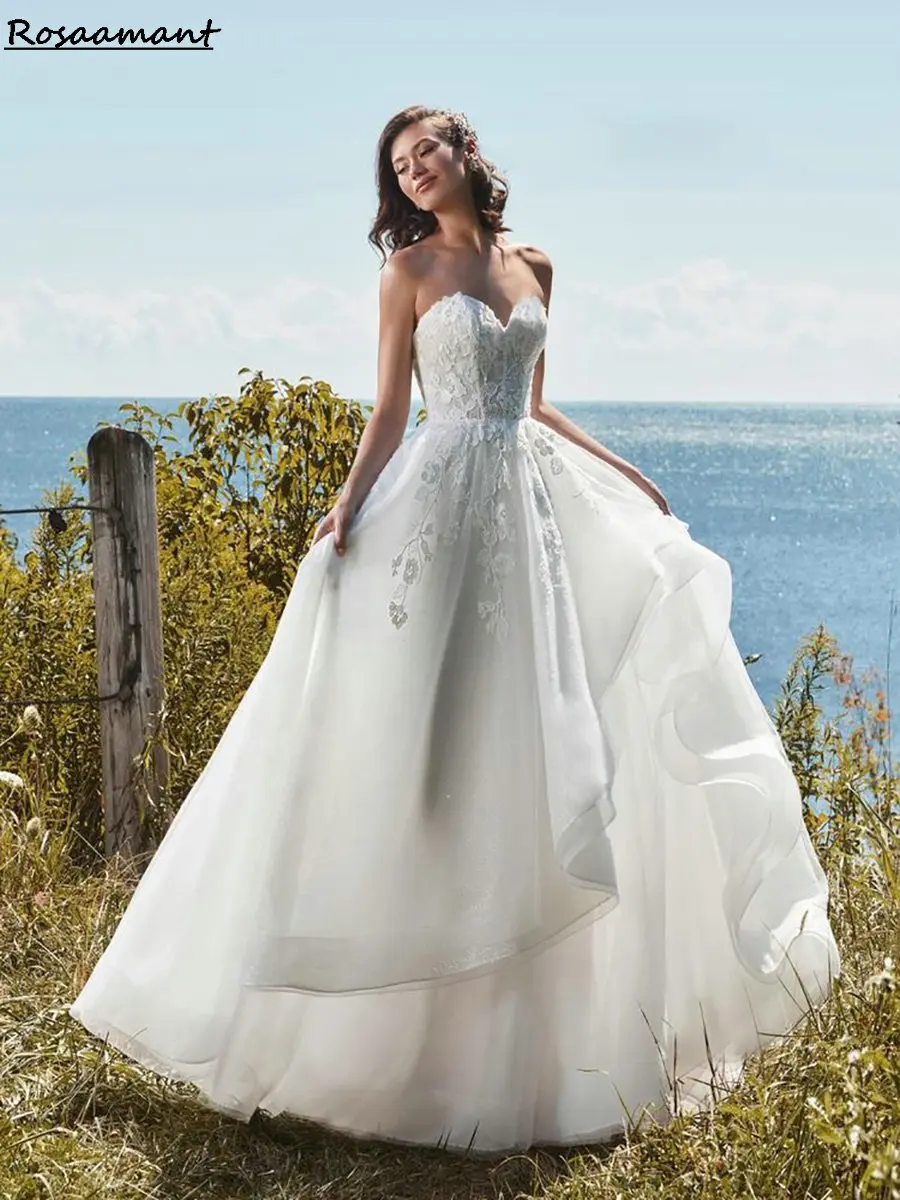 Новейшие свадебные платья трапециевидной формы без рукавов с оборками в форме сердца, кружевные свадебные платья в стиле кантри с иллюзией и аппликацией