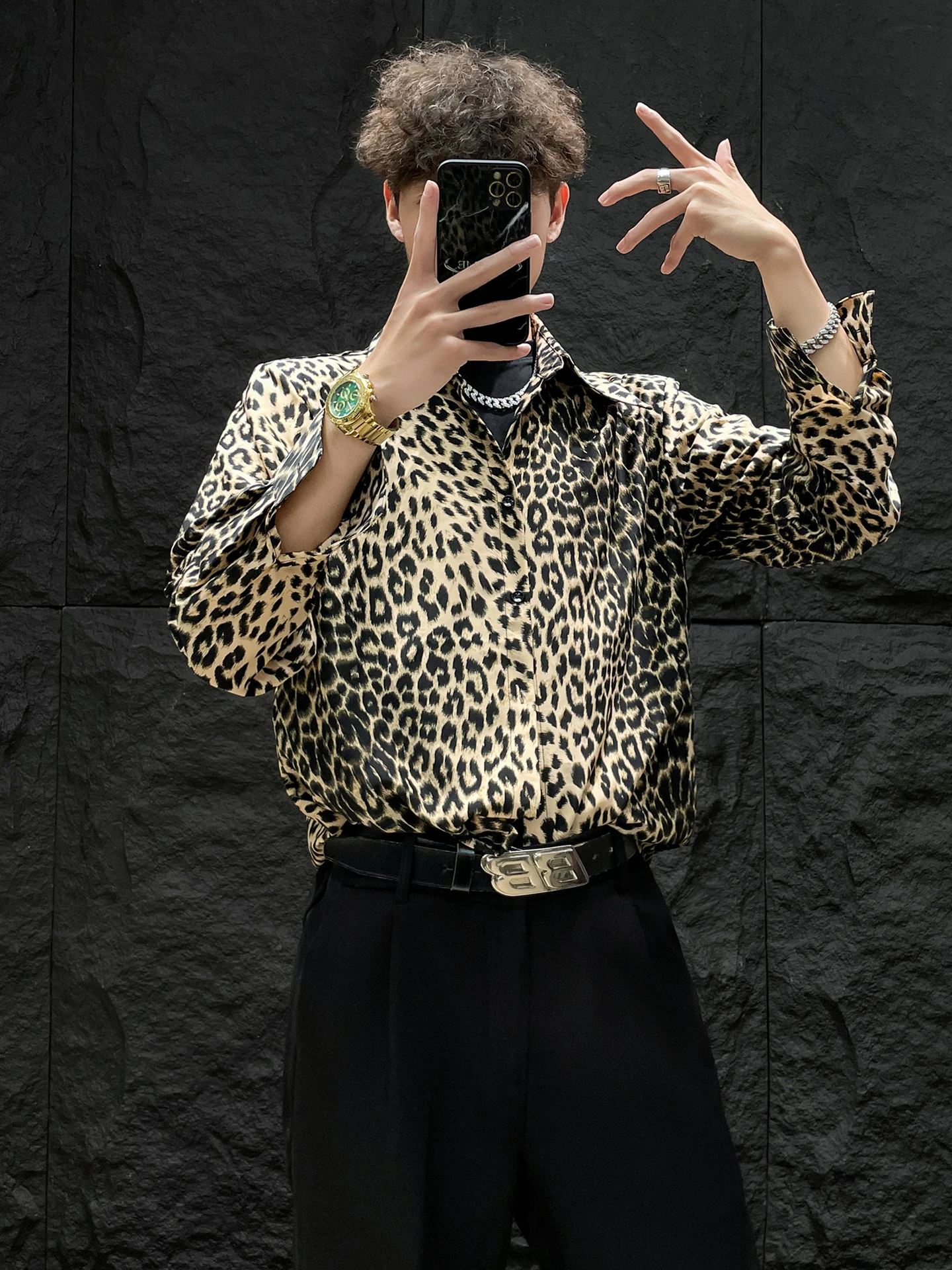 

HOMME мужские свободные длинные све с леопардовым принтом irt шелковистые драпированные роскошные подплечники Ice Sensation тонкие летние молодежные модные