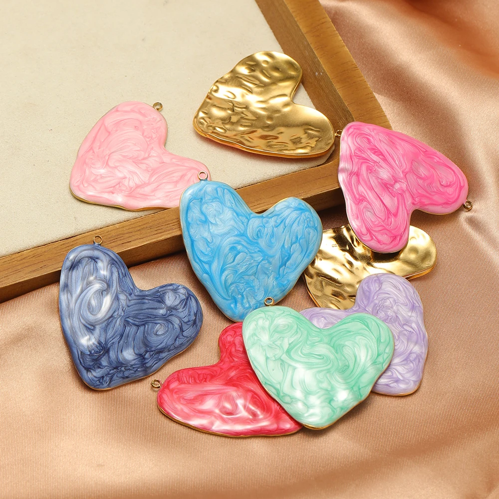 4 Stück Edelstahl-Emaille-Anhänger mit großen bunten Herzen für DIY-Schmuck, Halsketten, Zubehör und Ohrringe. – Detail 5