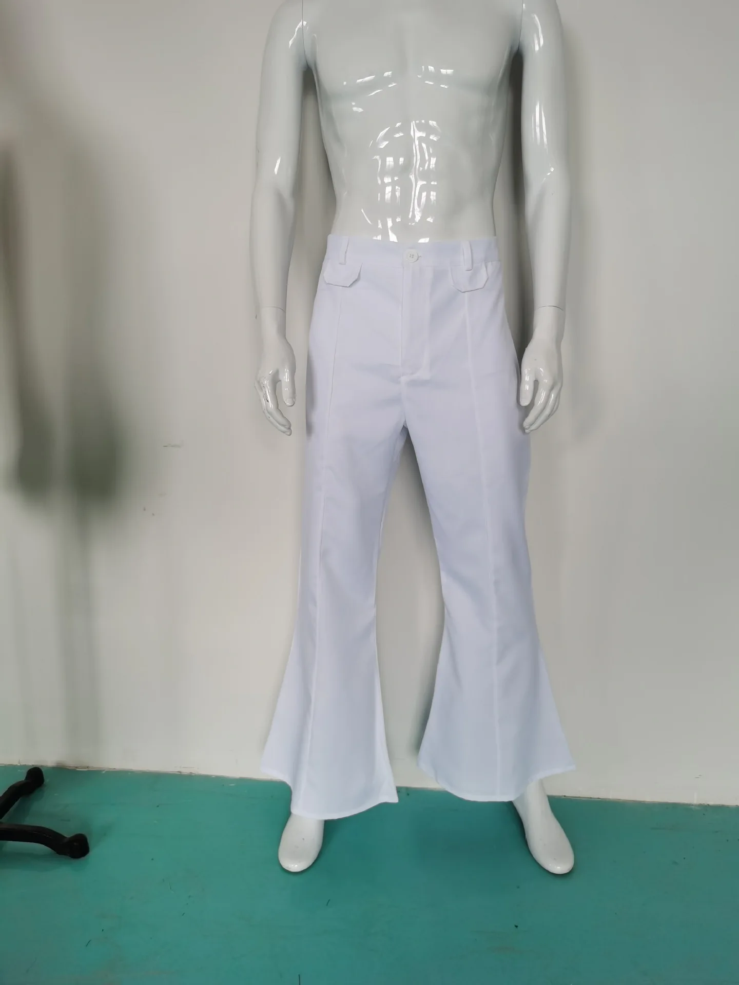 2025 Men Bell bottom Pants Retro Disco Flared Hem Sequin Pants for Men 60s 70s Vintage Shiny Costume for Halloween Carnival ﻿