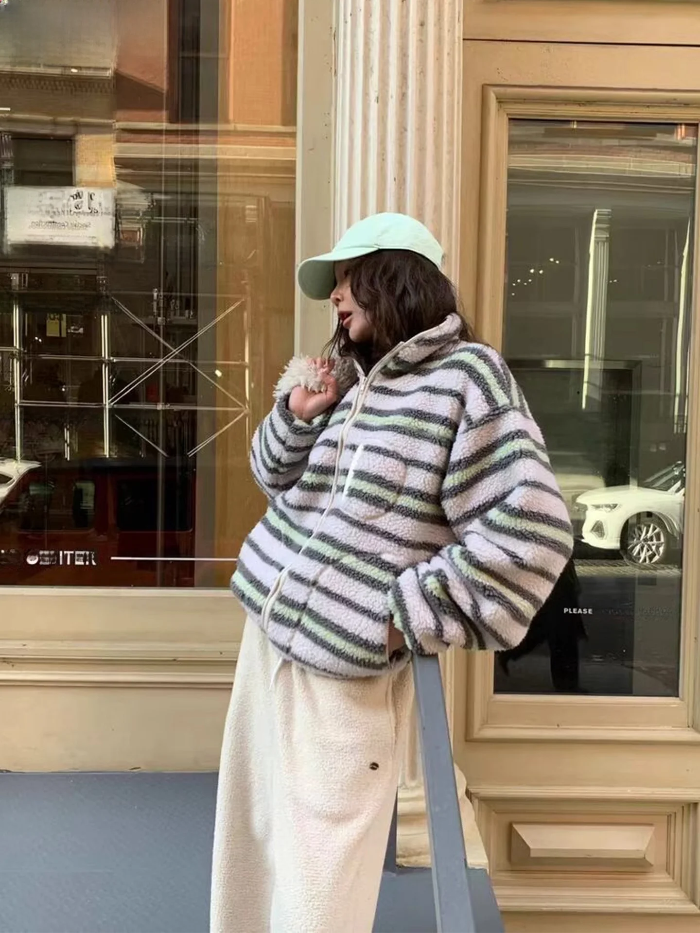 

Sweet Anti-Aging Hooded Thiened Fce Striped Sweatirt Jaet Women's Winter New Sle Warm Stand Collar Upper Apparel