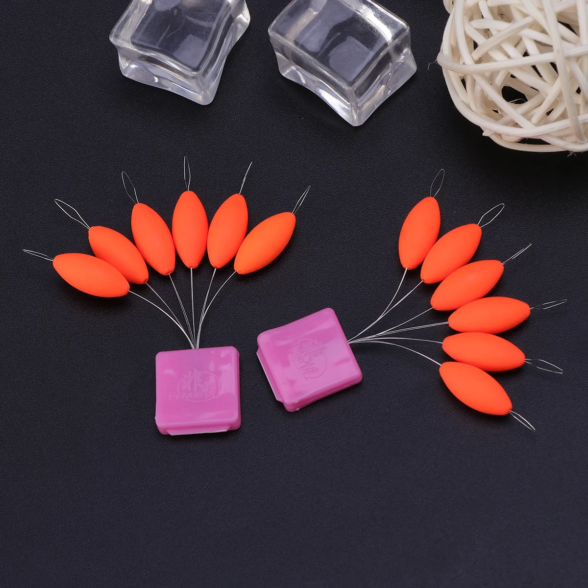 

2Pcs Orange Floating Fishing Bobbers Durable Lightweight Bobbers for Sea Lake Stream Panfish Fishing Floats Set