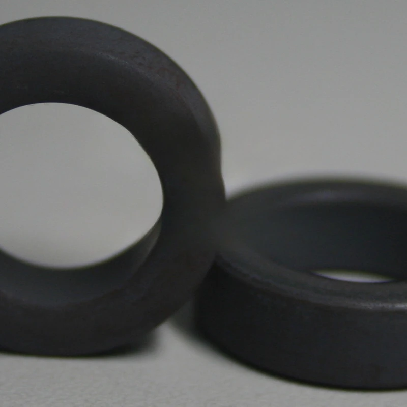 

American RF ferrite core: FT-82-61