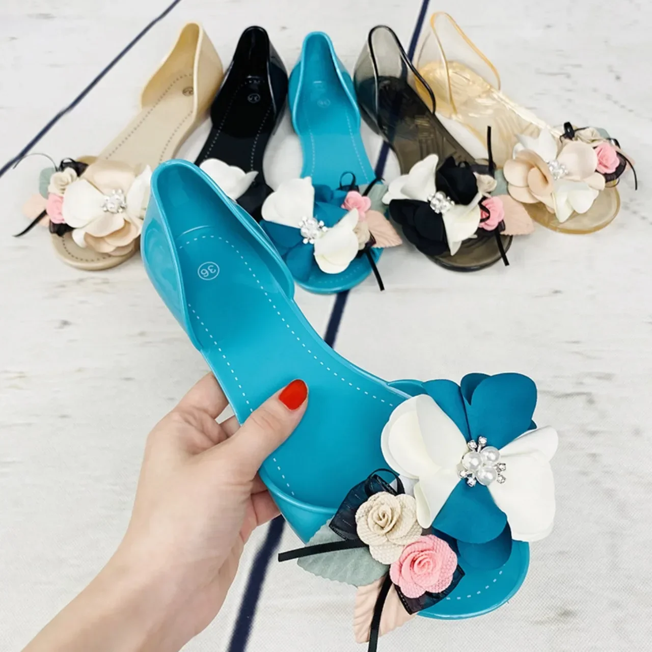 2024 New European and American Simple Women's Crystal Single Shoes PVC Flat Sandals Butterfly Flower Casual Fashion Single Shoes