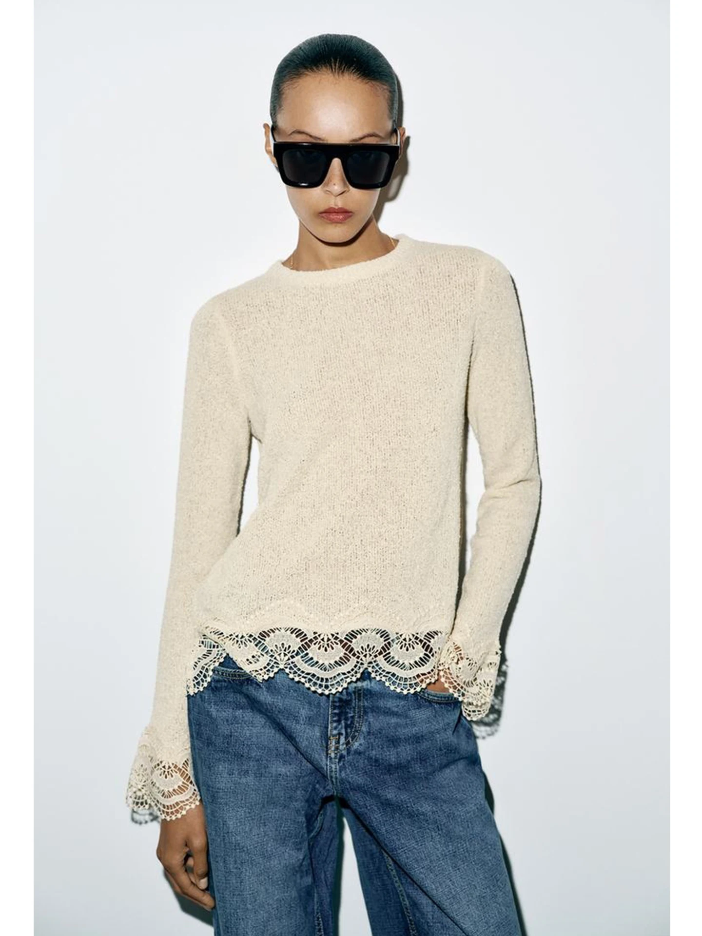 Autumn New Women's Long Sleeve round Neck Asymmetric Hem Lace Splicing  T-shirt Top Casual Style Standard Version Polyest...