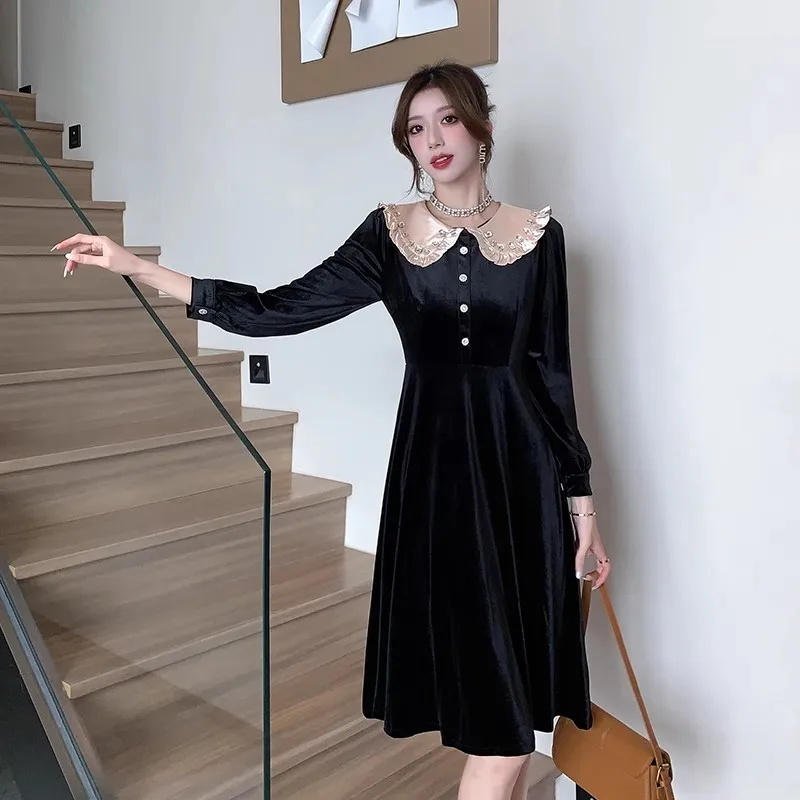 

French Vintage Autumn Black Velvet Party Dress Fashion Women Diamonds Doll Collar Long Sleeve Slim Office Ladies Velour Clothes