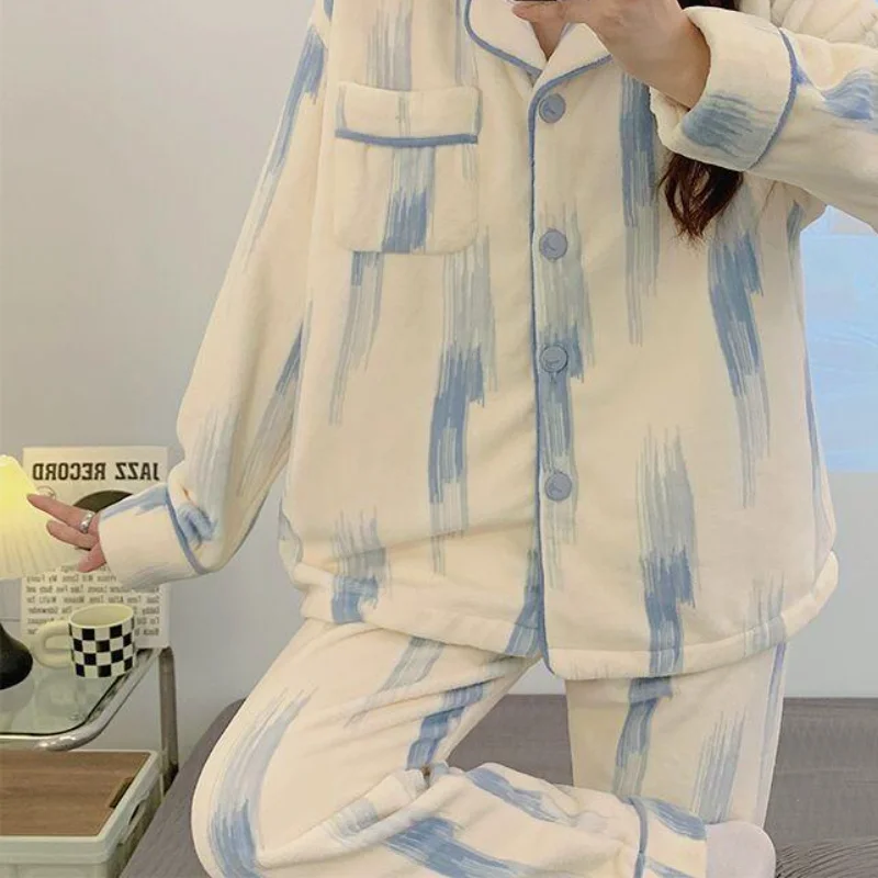 أزياء Homewear الشتاء الدفء بيجامة مجموعة الخريف طويلة الأكمام ملابس المنزل المرأة الفانيلا منامة المرجان الصوف سميكة المخملية