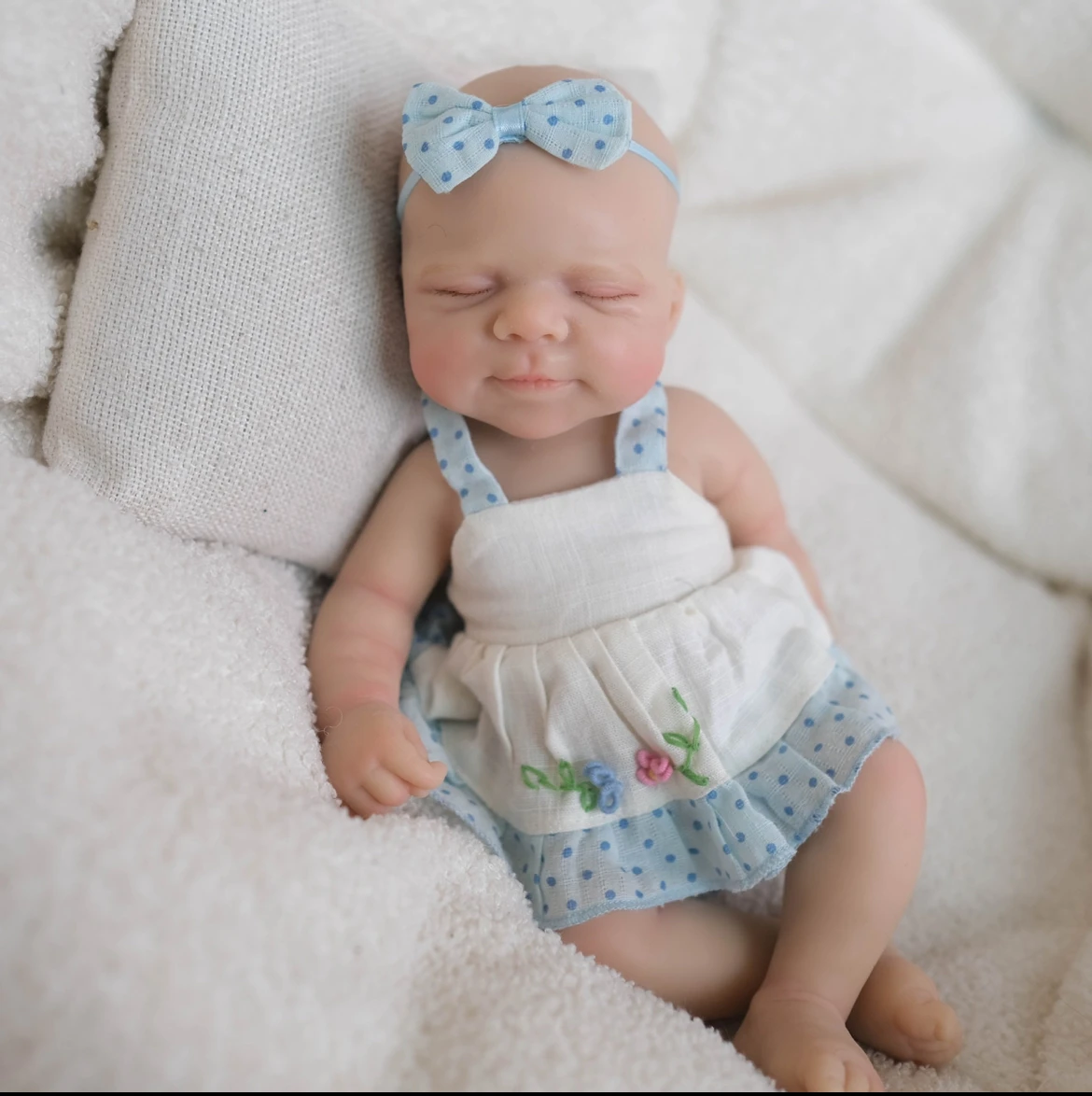 8 "slapende herboren baby in platina siliconen-realistische vredige uitdrukking hypoallergene zachte body-beperkte editie kunstpop