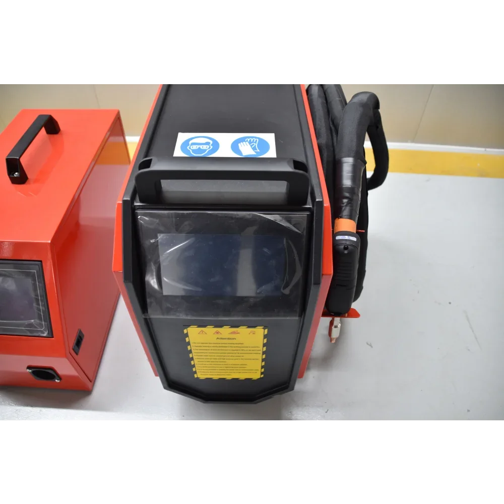 Small And Convenient Air Cooled Fiber Welding Machine 1500W Reliable products