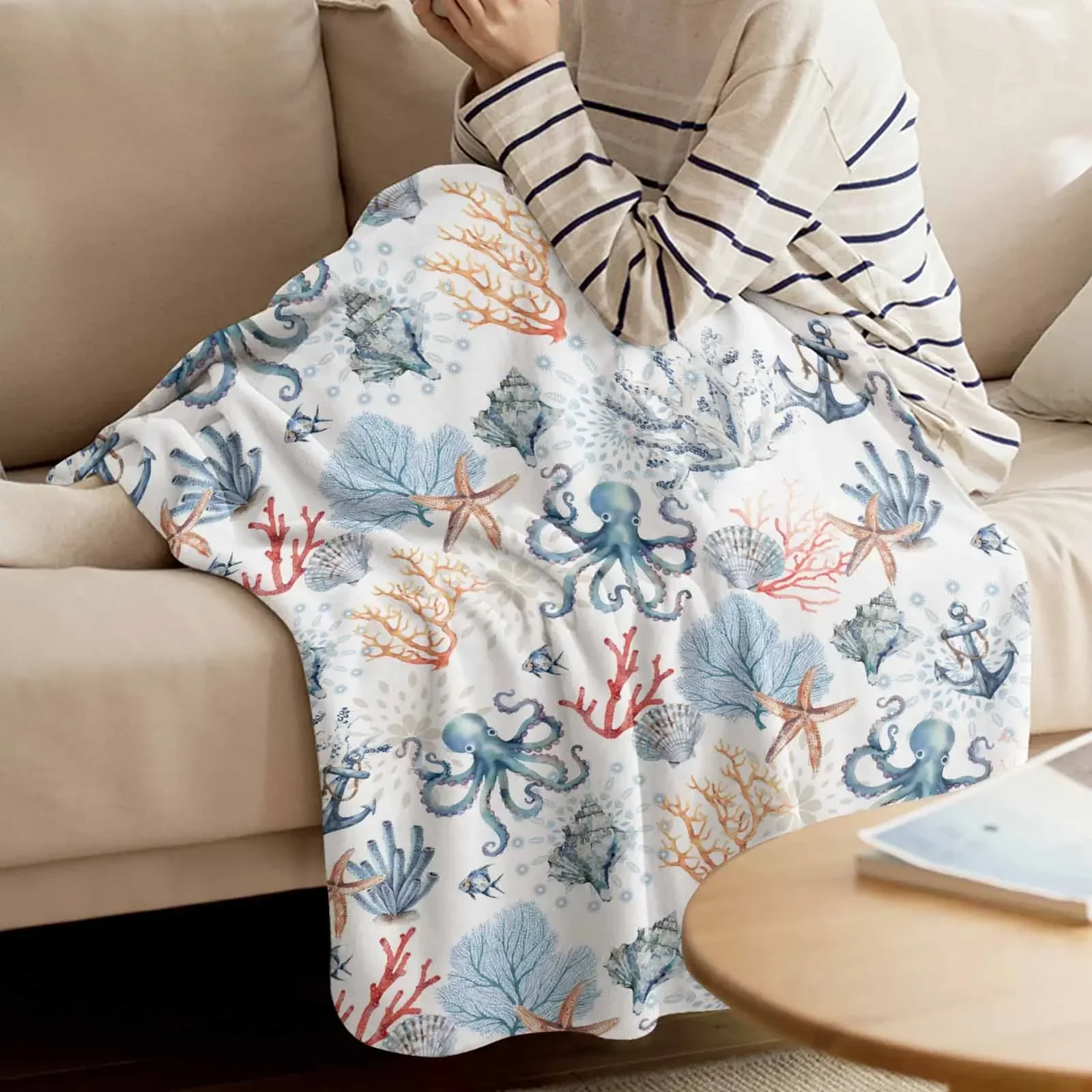 Marine Coral Shells Starfish Conch Octopus Blankets Portable Soft Throw Blanket for Bed Office Bedspread Flannel Blanket