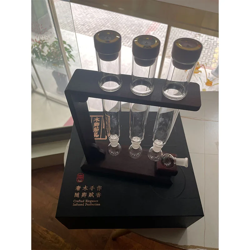 

Three tube Chinese style redwood cigar moisturizing bracket, DIY high-end and fashionable flavor, exquisite gift box