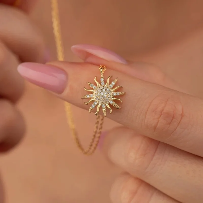 Sun Necklace Gold Color Flame Sun Necklace for Women Zircon Pave Sun Pendant Sunburst Exquisite Jewelry Mothers Day Gifts