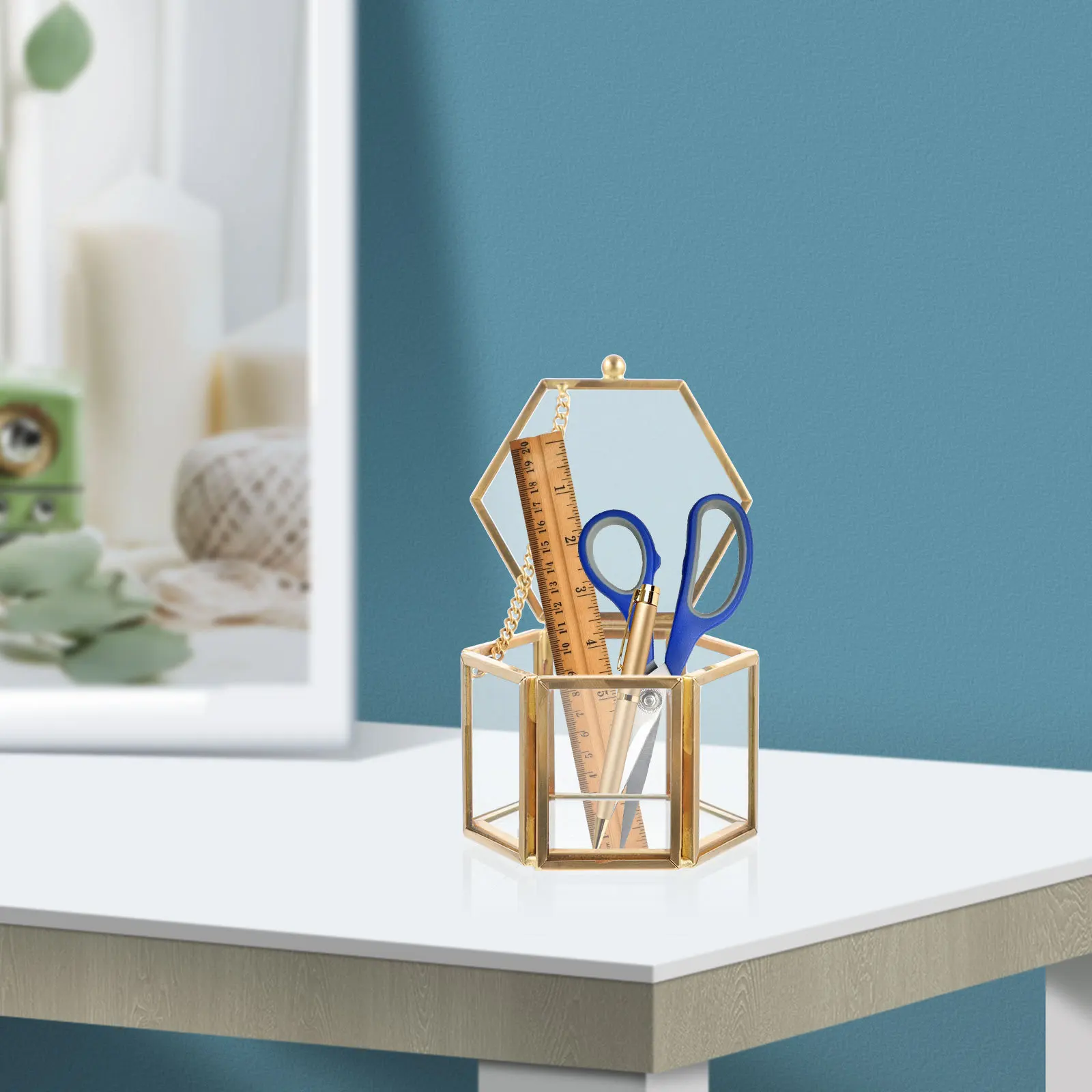 

Retro Style Metal Glass Jewelry Box Elegant Hexagonal Display Case for Engagements Birthdays Anniversaries Hexagonal Storage Box