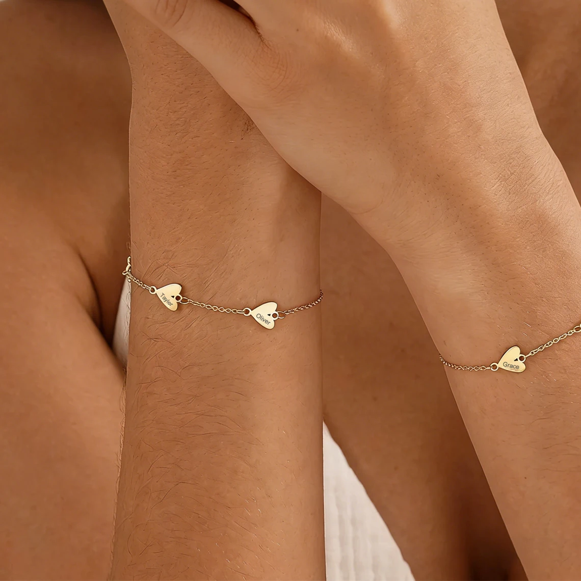 

Personalized Engraved Multiple Hearts Name Bracelet for Women Stainless Steel Custom Kids Names Bracelet Christmas Jewelry Gift