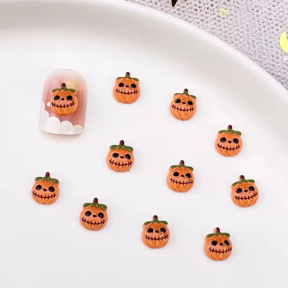 ชุดตกแต่งเล็บฮาโลวีน 20 ชิ้น ชาร์มทำเล็บ DIY สุดสร้างสรรค์ น่ารัก ทำมือ ลายมอนสเตอร์ สำหรับตกแต่งเล็บ