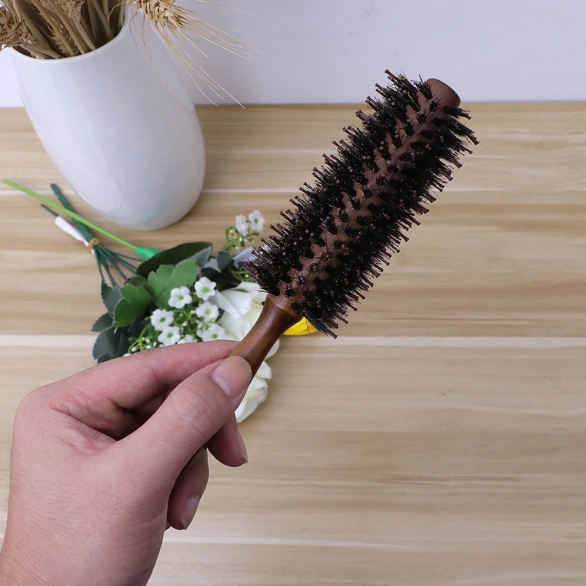 pente-redondo-escova-cabo-de-madeira-cerdas-nylon-espiral-design-alca-ergonomica-para-longo-curto-encaracolado-reto