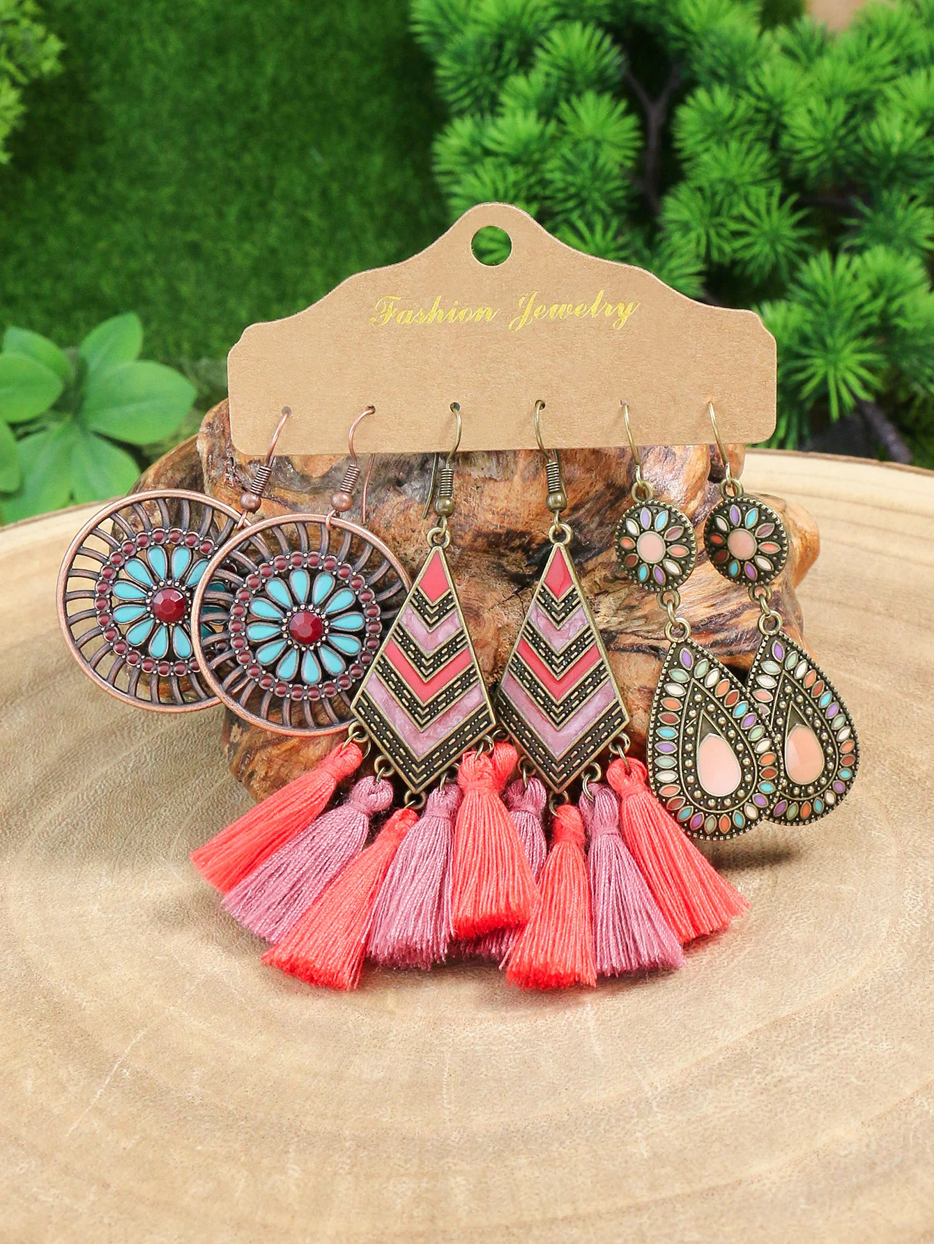 Ethnic Style Antique Alloy Earring Retro Hollow Earrings Bohemian Tassel Leaf Heart Shaped Pendant Accessories