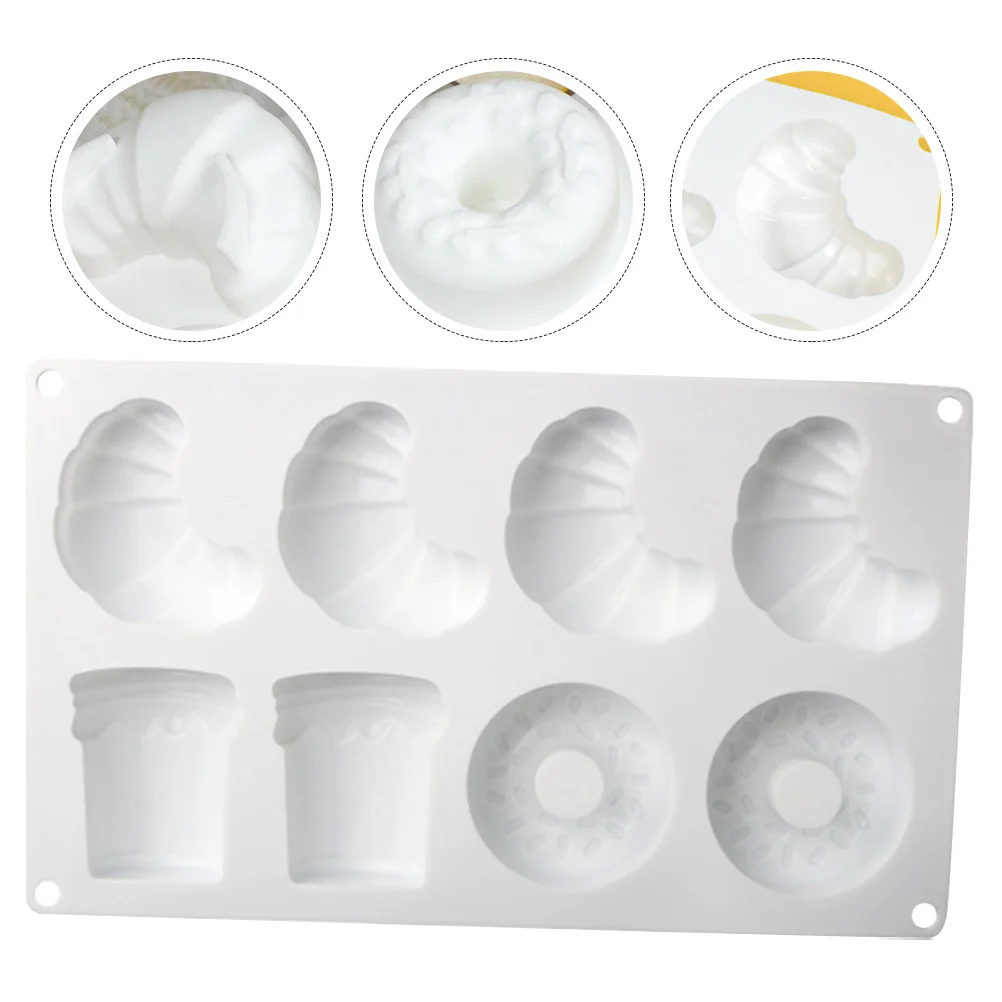 

1pc Mini Croissant Mold Silicone Baking Pan Non-Stick Chocolate Candy Dessert Diy Cake Jelly Maker Kitchen Tool