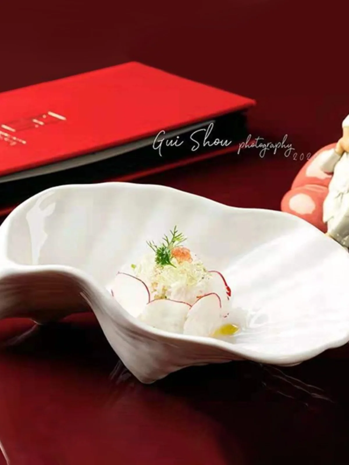 

Molecular cuisine creative tableware commercial ceramic pure white shell shape artistic cuisine dessert Bowl special-shaped dish