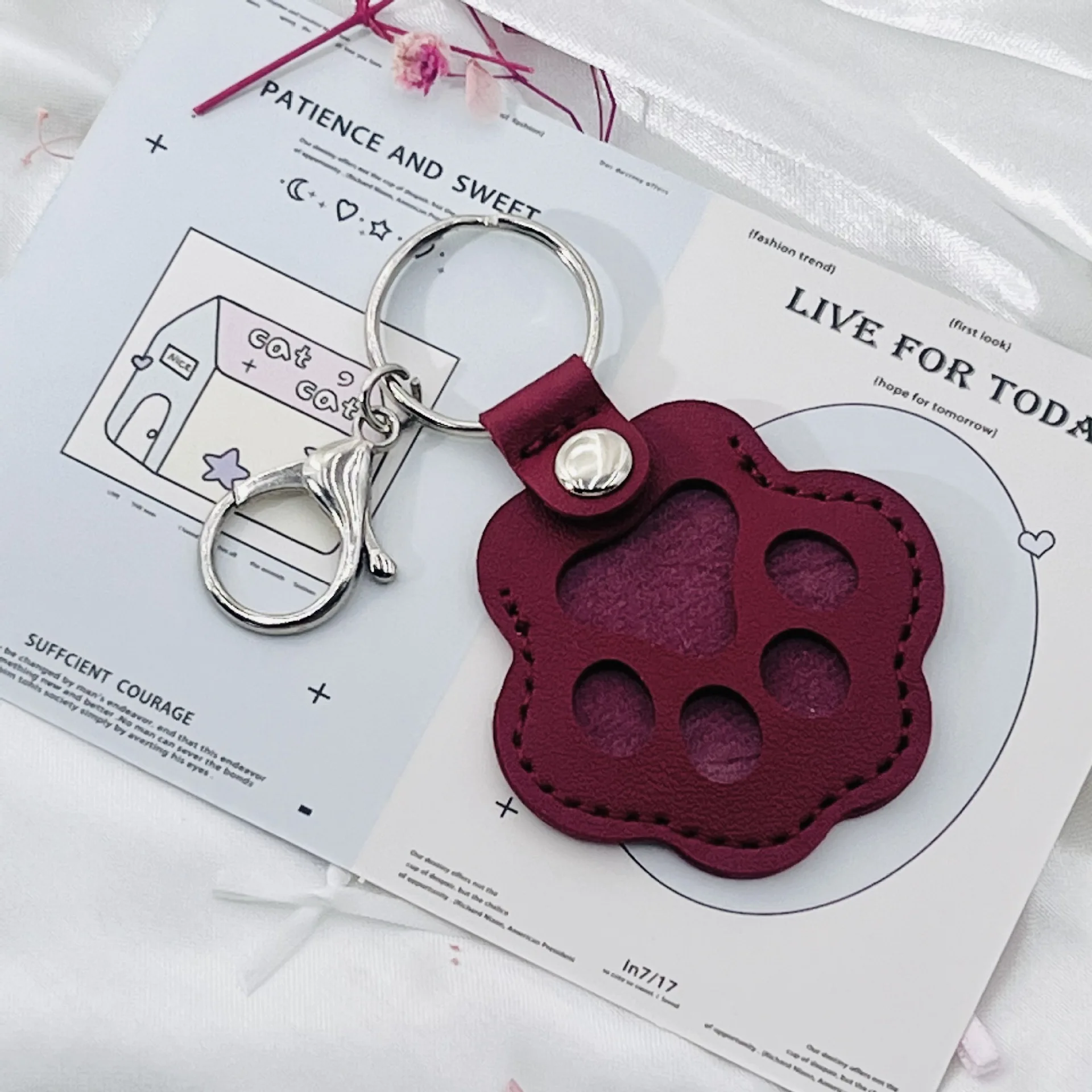 Personalisierter Haustierhaar-Aufbewahrungsanhänger Schlüsselanhänger Auto-Leder-Taschenanhänger Niedlicher Schlüsselanhänger Einzigartiges Hängendes Ornament Accessoires Geschenk – Detail 8