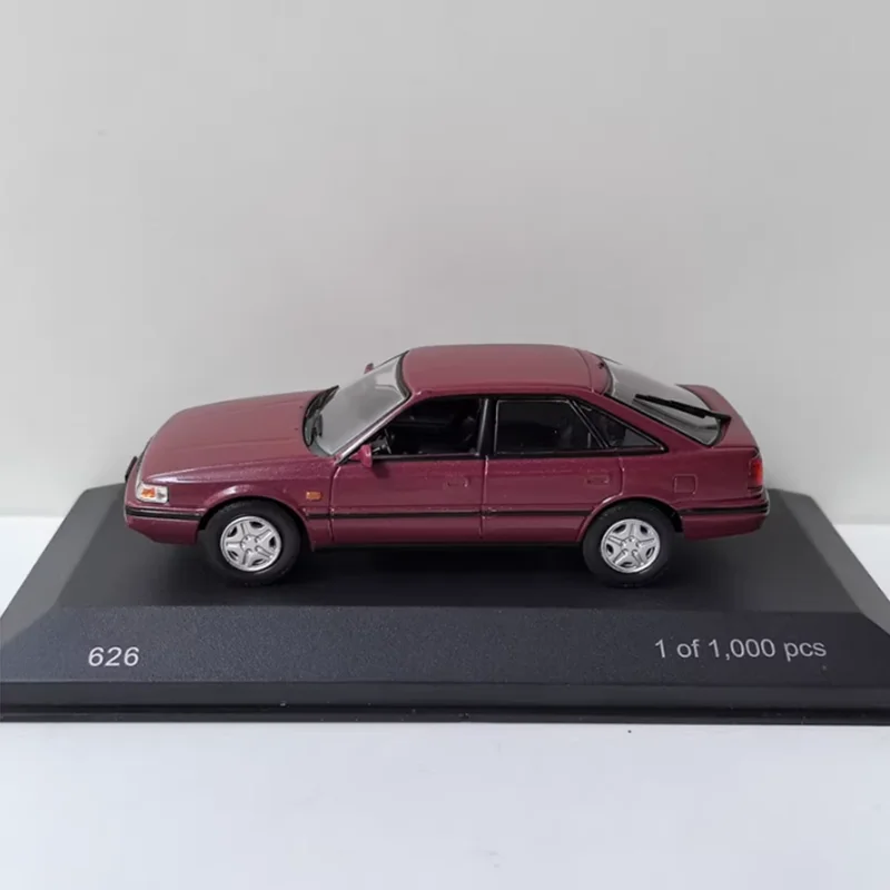 

WHITEBOX 1/43 Scale 626 Alloy Simulation Car Model Static Collection Decorated Holiday Toys Souvenir Gift