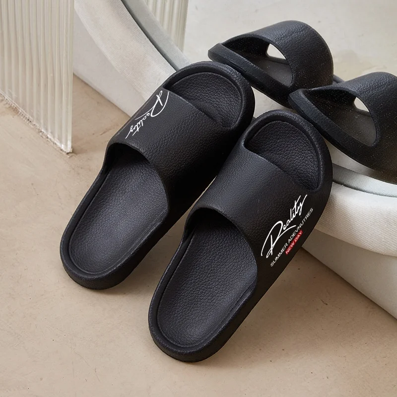 Claquettes polyvalentes pour hommes et femmes, style couple, printemps-été, en EVA souple à semelle épaisse, nouveau motif imprimé, décontractées, confortables, pour la maison, la salle de bain et