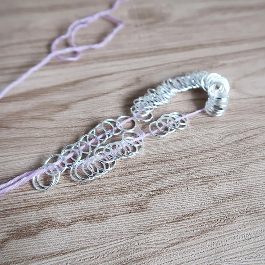 

200 Pcs Metal Key Ring Lightweight Rings Open for Jewelry Chain Circle
