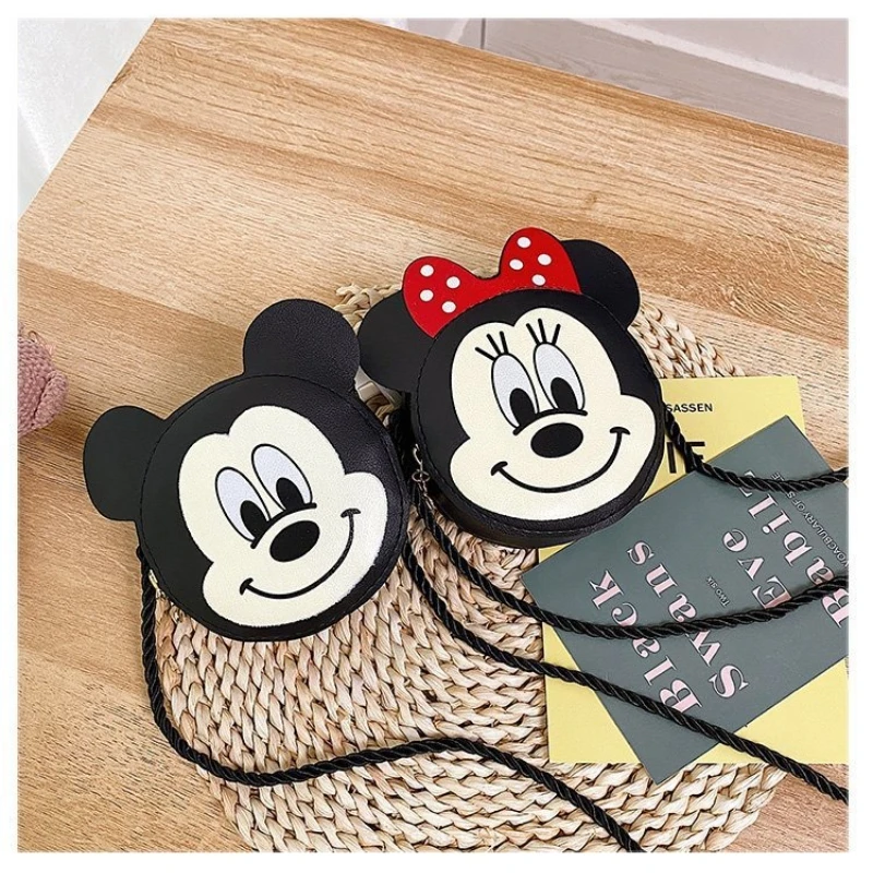 Lindo bolso cruzado para niños pequeños de Mickey Mouse: mini bolso de hombro para niños de dibujos animados, accesorio de moda para niñas pequeñas, regalo adorable