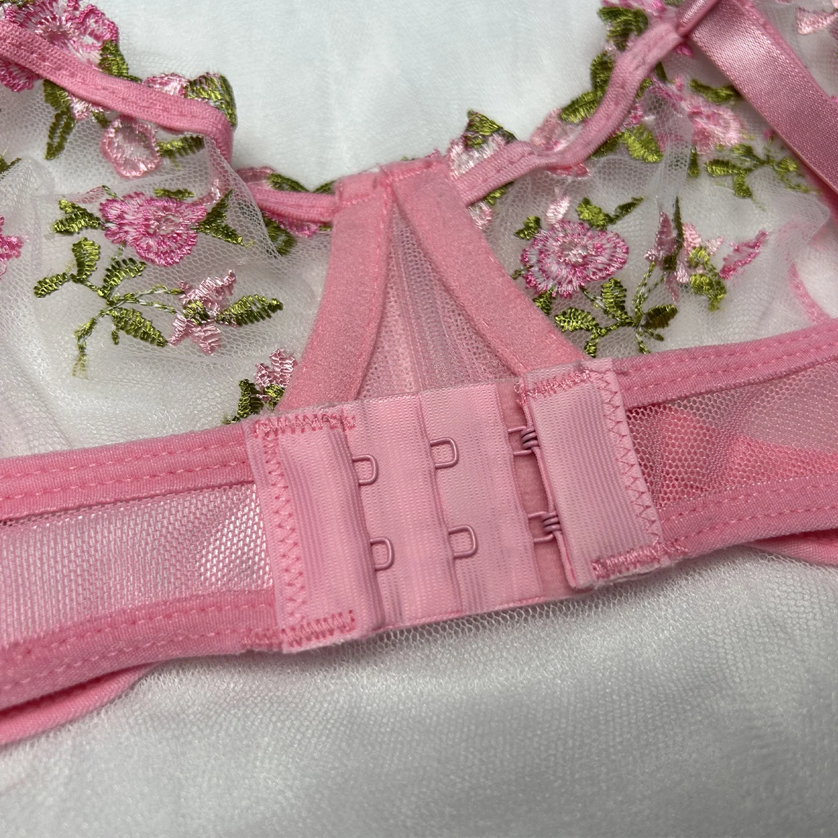 Pink Sexy Lingerie Woman Lace Transparent Underwear Fairy Embroidery Brief Sets Delicate Bra Panties Kits Erotic Breves Sets