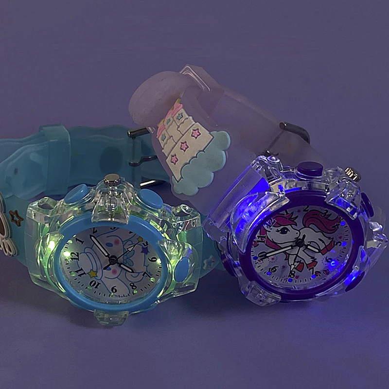 Mininstants-Montre de sport lumineuse en silicone pour filles et garçons, dessin animé, Sanurgente, Hello Kitty, Melody, Kuromi, quartz rond, coloré, étudiant, cadeau