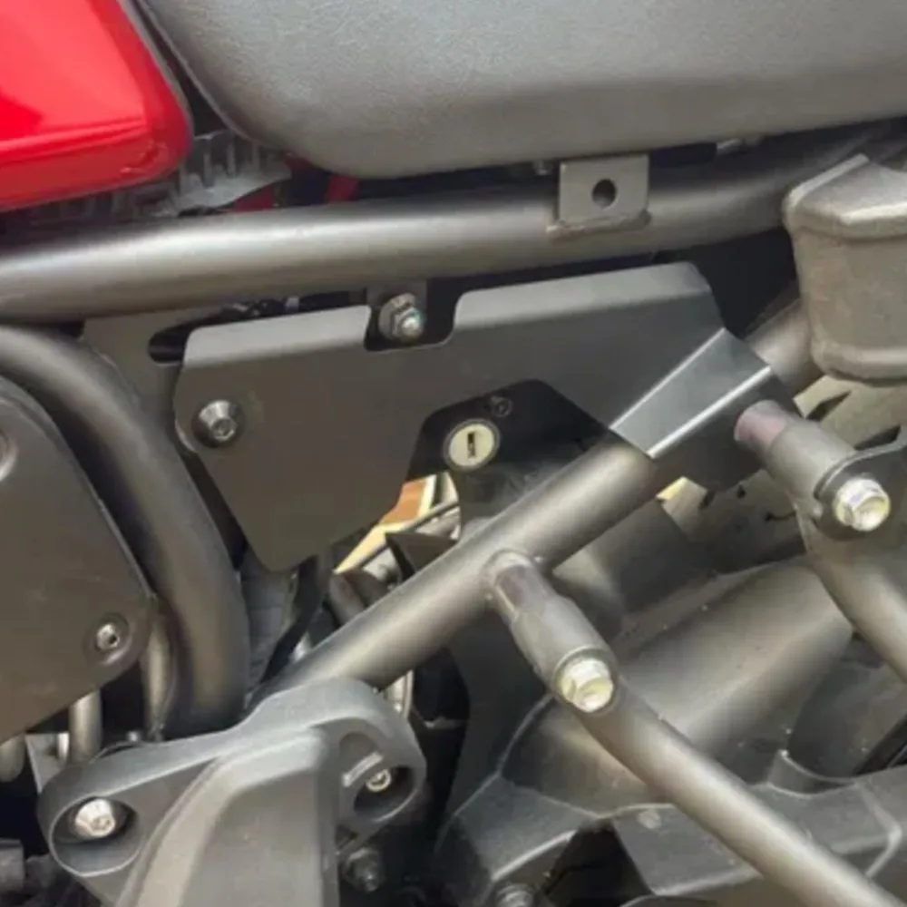 

For Yamaha XSR700/Xtribute 2015-2022-2023-2024-2025 Motorcycle Accessories Side Panel Frame Cover Brake Fluid Reservoir Guard