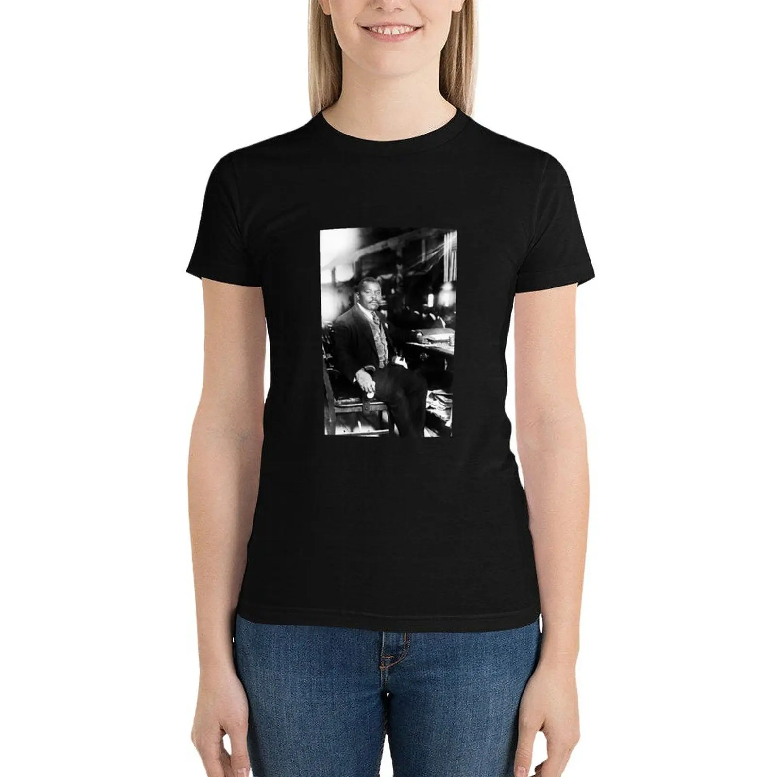 

Marcus Garvey Portrait 1924 T-Shirt aesthetic clothes anime clothes workout shirts for Women loose fit