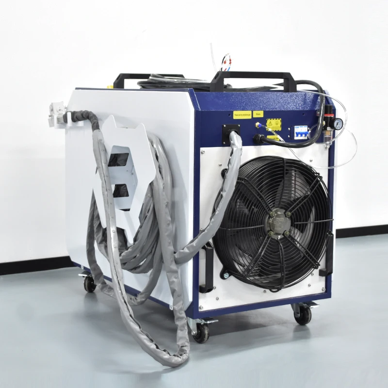 Efisiensi Tinggi 1500W 2000W 3000W Mesin Pembersih Laser Berpendingin Air untuk Penghilang Cat Karat Logam Penjualan Langsung Pabrik
