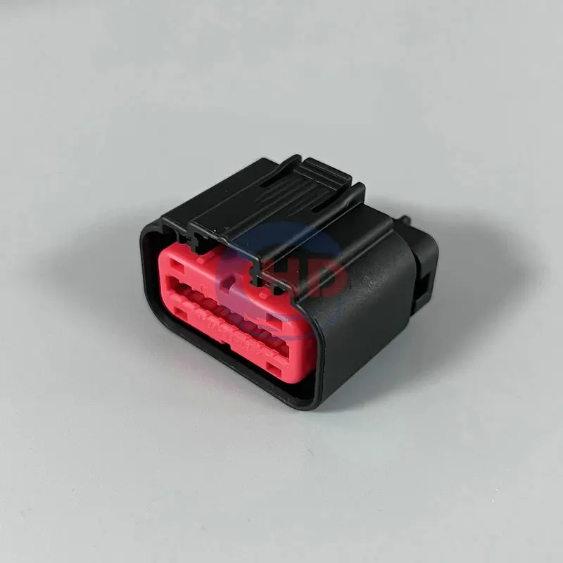 1-20 sets  18pin ACC Distance Sensor Connector HD182A-1-10 1488533-5