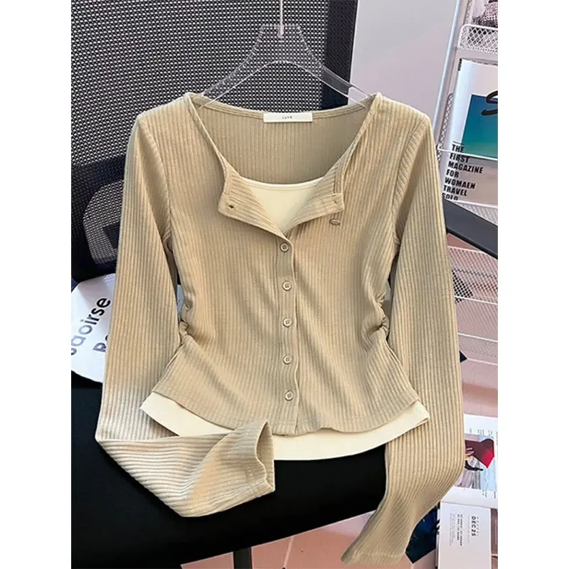 Design Sensibility Early Autumn Unique Niche Two-Piece Illusion Long Sleeve Women's Cropped Top 2024 New Slimming Style Polyeste