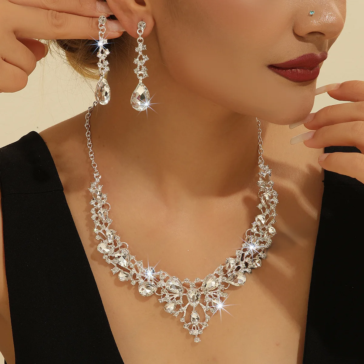 

Popular, water crystal bridal necklace, earrings set, banquet and party, exaggerated fashionable women's dress