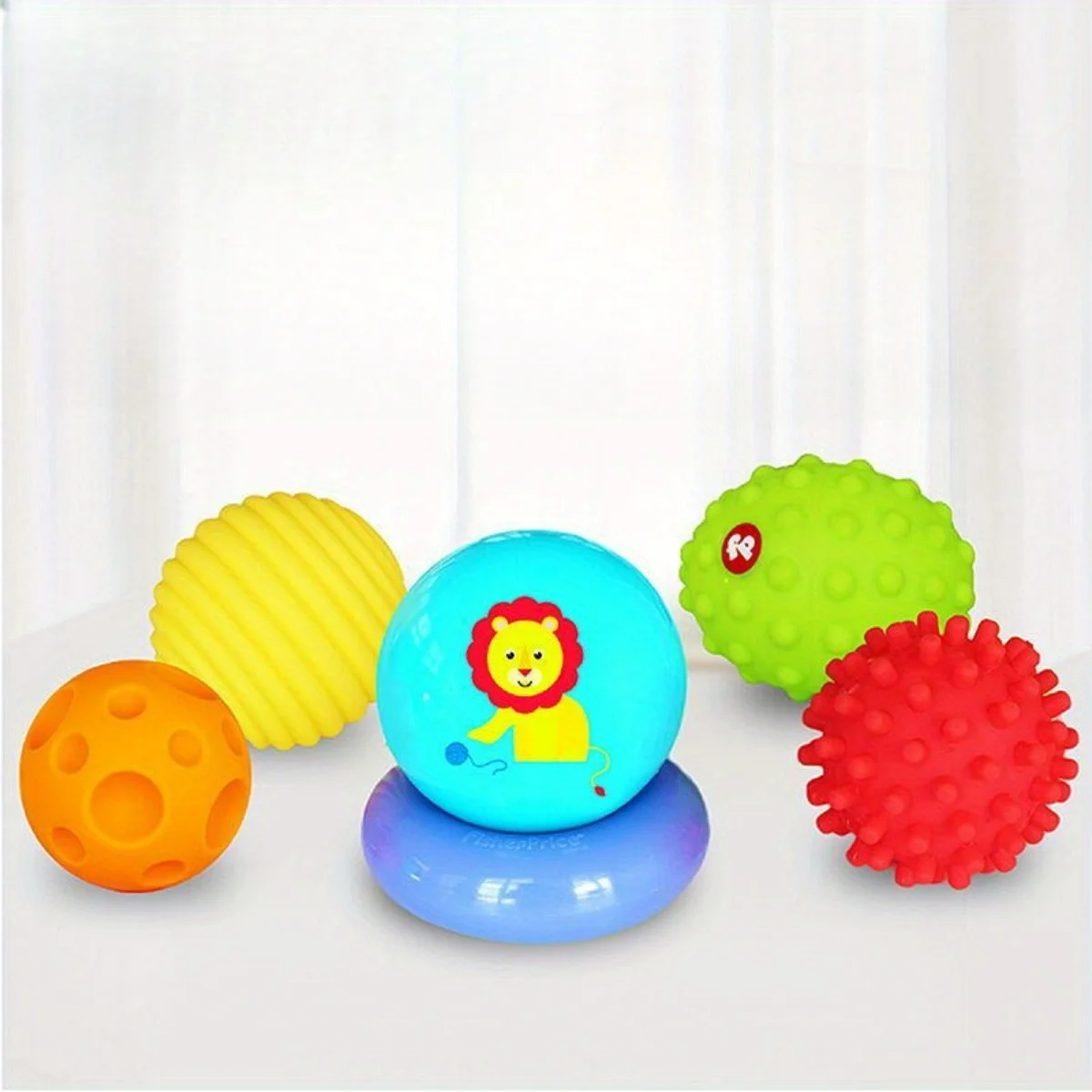 

Baby grasping ball 0-1 year old baby tactile perception ball grasping sensory integration geometric pairing training toy copy