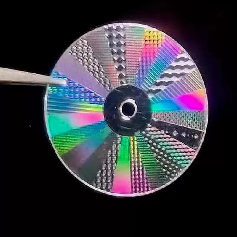 1pcs-24-em-1-lente-de-difracao-Optica-com-padrao-holografico-visual-para-instrumentos-Opticos-e-lentes-diy