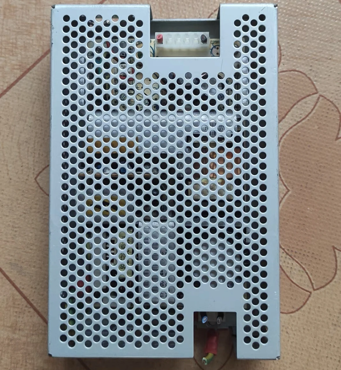 Fuente de alimentación usada LPC45