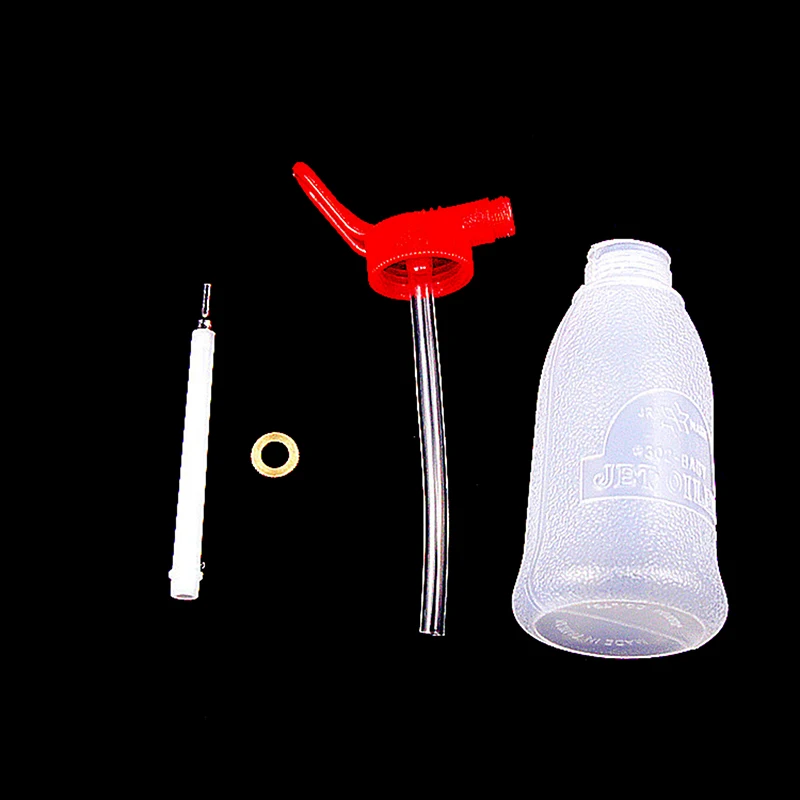 180ml Spray Nozzle Empty Oil Bottle Oiler Plastic Oiler for Lubricants Oil Clear White Plastic Sewing Machine Sewing Accessories